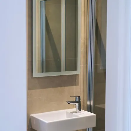 The Valley Collection - A22 Apartman