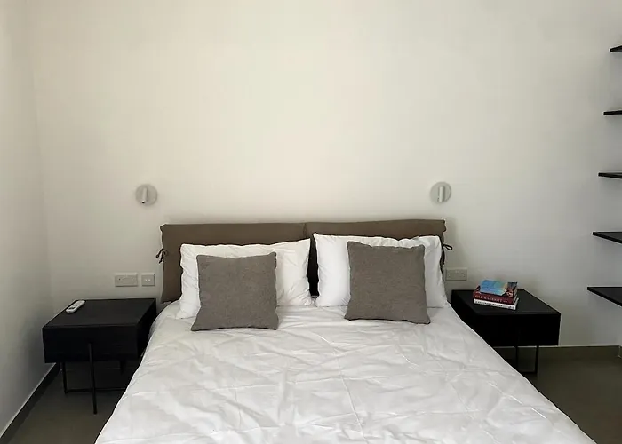 The Valley Collection - A22 * Xagħra