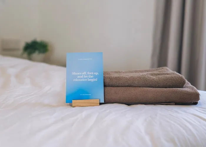 The Valley Collection - A22 *