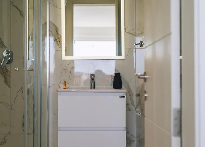 The Valley Collection - A22 *